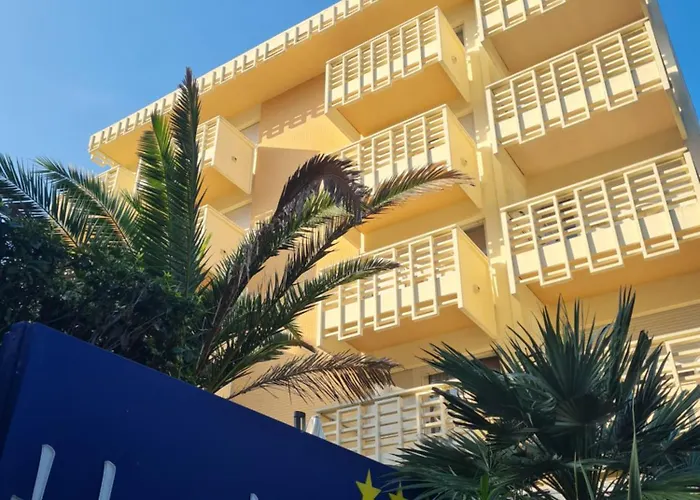 Hotel Eros